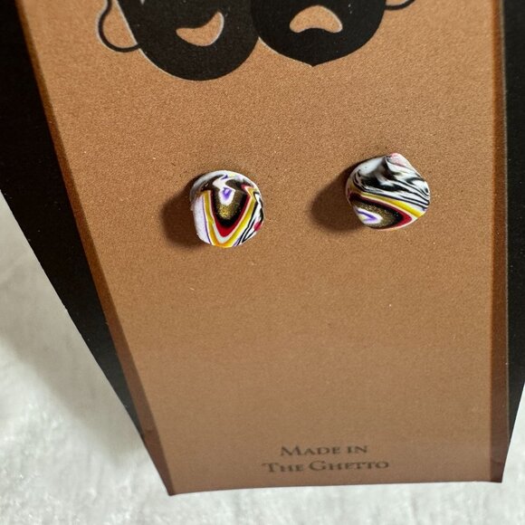 Gores Art Handmade Polymer Clay Earrings Duo: Leaf Dangles & Studs NOLA  New - Picture 3 of 5